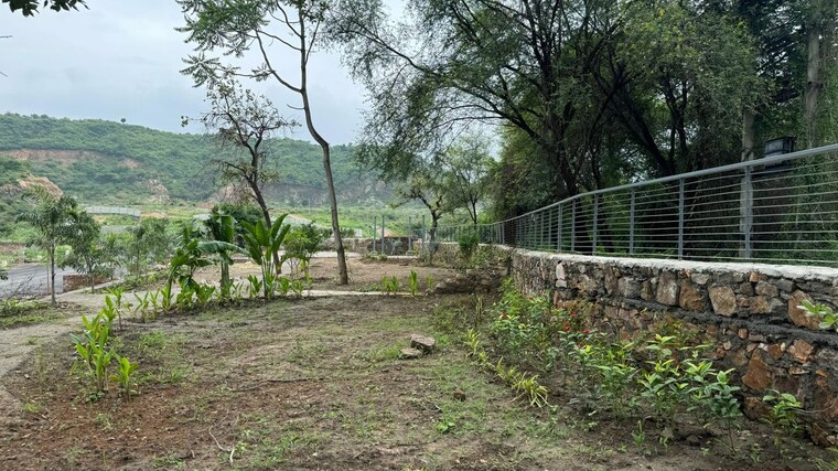 undefined, sohna sector 14  131 Sq.Yd. Plot In Sohna Sector 14 Gurgaon 10191931