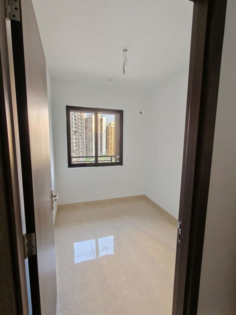 Bathroom, risland-the-icon 2 Bedroom 678 Sq.Ft. Apartment In Dhokali Thane 10192240