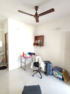 Living Room in 1 BHK Apartment at Malleshpalya – for Rent