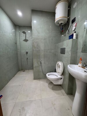 Bathroom in 3 BHK Builder Floor at Palm Residency Chhatarpur, Chattarpur – for Rent
