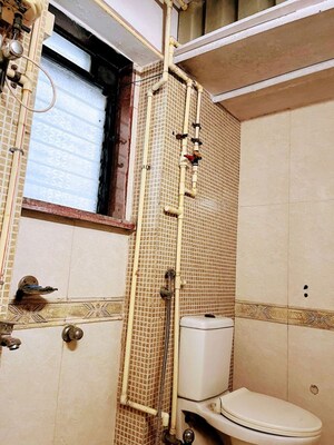 Furnished Amenities in 2 BHK Apartment at Regency Estate, Dombivli East – for Rent