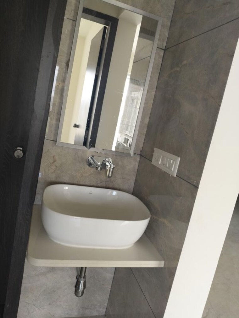 Bathroom, rama-celestial-city-phase-ii 2 Bedroom 975 Sq.Ft. Apartment In Ravet Pune 10191903