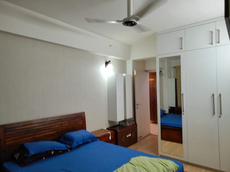 Bedroom, dlf-the-skycourt 3 Bedroom 1930 Sq.Ft. Apartment In Sector 86 Gurgaon 10192303