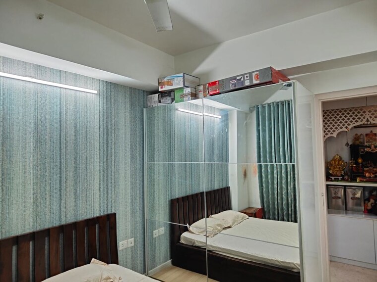 Bedroom, dlf-the-skycourt 3 Bedroom 1930 Sq.Ft. Apartment In Sector 86 Gurgaon 10192303