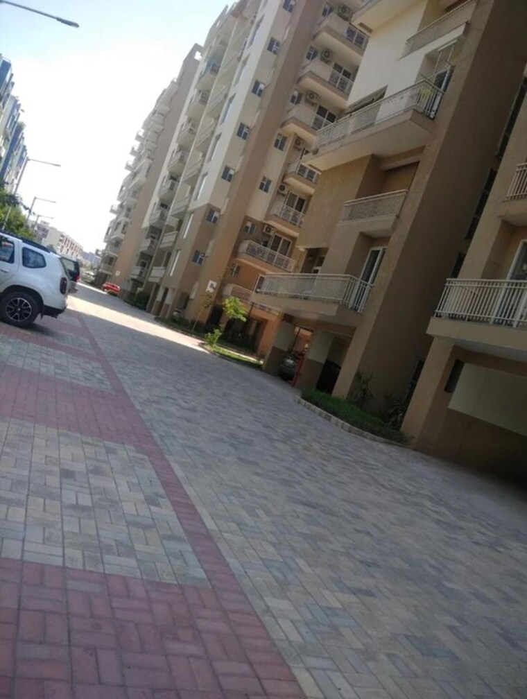 Exterior View, sushma-crescent 3 Bedroom 1800 Sq.Ft. Apartment In Dhakoli Zirakpur 10192328