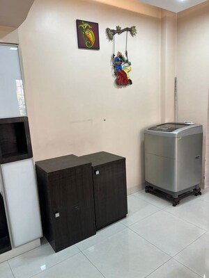 Furnished Amenities in 1 BHK Apartment at Mantri Park, Goregaon East – for Rent