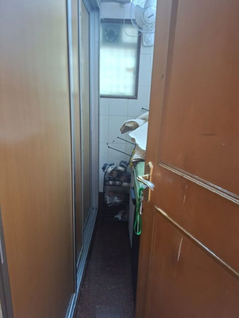 undefined, bandra west 1 Bedroom 550 Sq.Ft. Apartment In Bandra West Mumbai 10192320