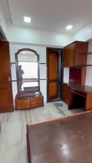 Bedroom in 2 BHK Apartment at Sanjeev Enclave, Andheri West – for Rent
