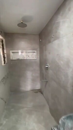 Bathroom in 2 BHK Apartment at Sanjeev Enclave, Andheri West – for Rent