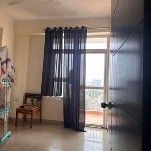 Room in 2 BHK Apartment at Maxworth Premier Urban, Chander Nagar – for Rent