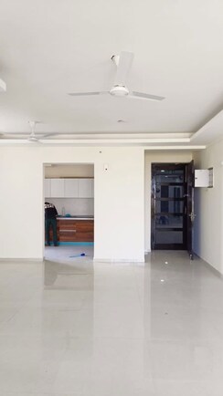 3.5 BHK Apartment For Rent in Ambika Florence Park
