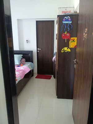 Bedroom in 1 BHK Apartment at Empire Towers, Goregaon East – for Rent