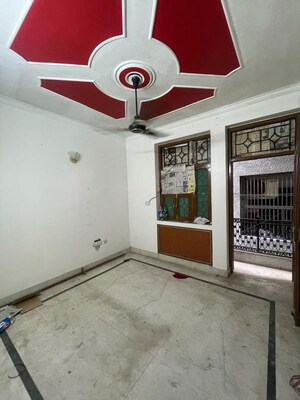 2 BHK Builder Floor For Rent in Nirankari Colony