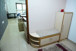 Room in 4 BHK Apartment at Mantri Elite, Jp Nagar – for Sale