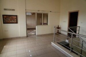 Bathroom in 4 BHK Apartment at Mantri Elite, Jp Nagar – for Sale