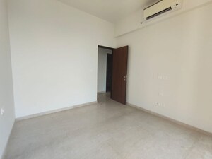 Room in 3 BHK Apartment at LnT Crescent Bay T5, Parel – for Rent
