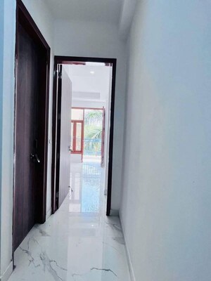 Building Lobby in 1 BHK Builder Floor at Saket – for Rent