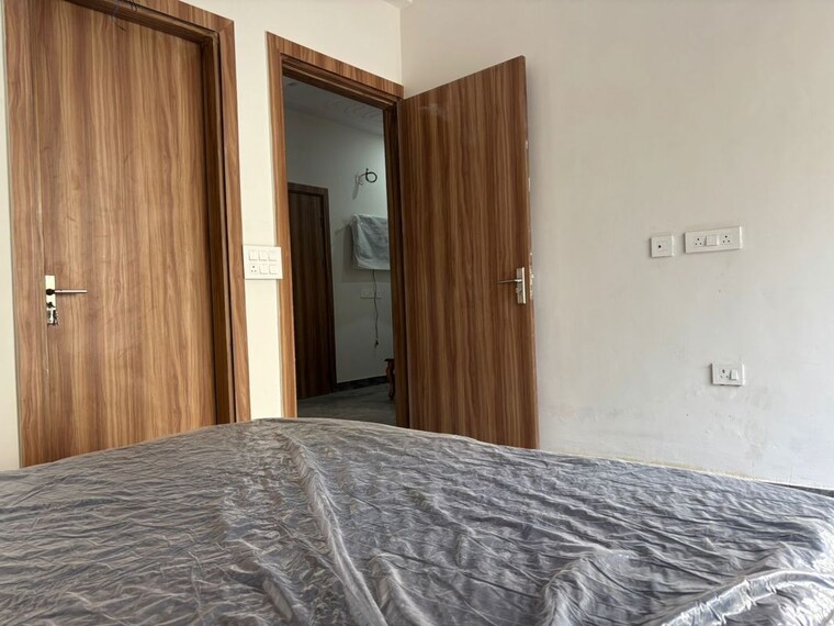 Bedroom, smart-world-orchard 3 Bedroom 1630 Sq.Ft. Apartment In Sector 61 Gurgaon 10192504