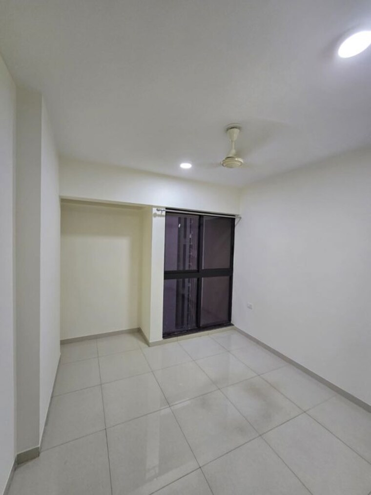 Bedroom, lodha-splendora-river-view 2 Bedroom 654 Sq.Ft. Apartment In Ghodbunder Road Thane 10192519