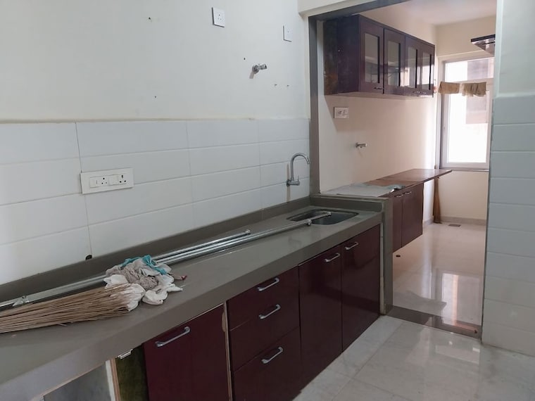 Kitchen, lodha-primo 3 Bedroom 1082 Sq.Ft. Apartment In Parel Mumbai 10192520
