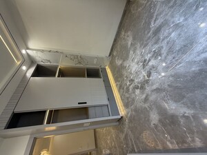 Furnished Amenities in 4 BHK Builder Floor at Rohini Sector 16 – for Sale