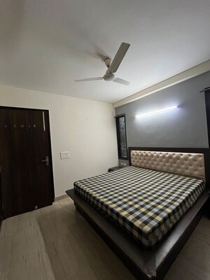 Bedroom in 1 BHK Builder Floor at Ansal Sushant Apartments, Sushant Lok I – for Rent