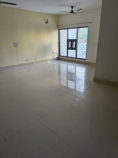 2 BHK + Pooja Room,Servant Room,Study Room,Extra Room Builder Floor For Rent in Sector 15 II