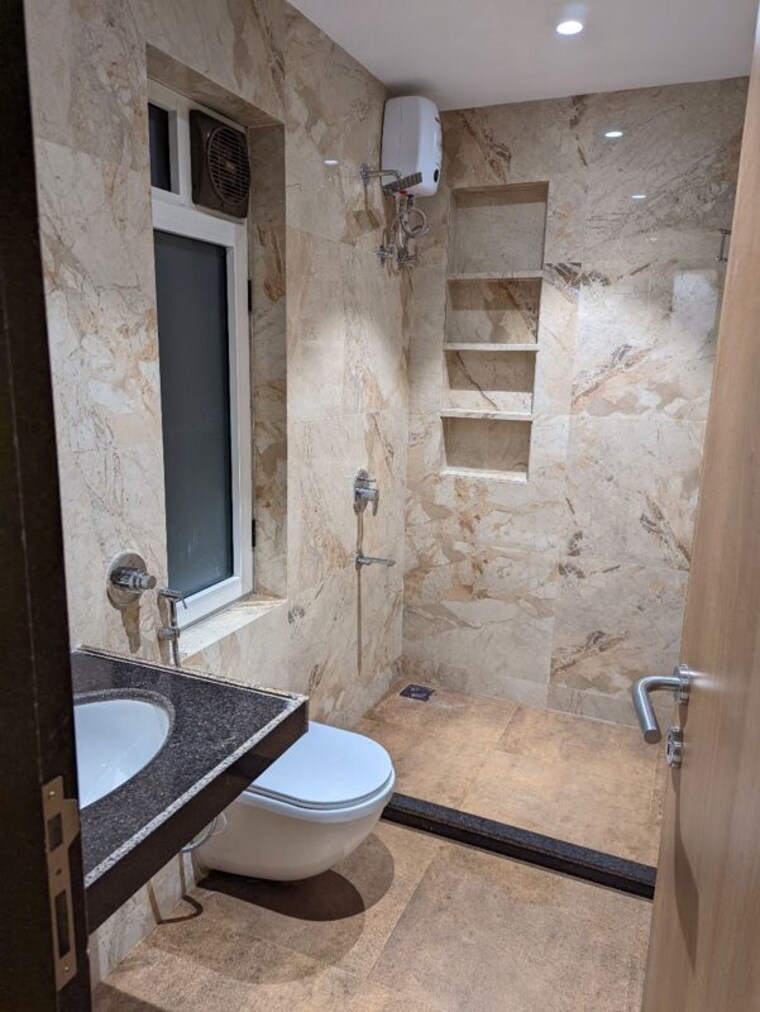 Bathroom, sunshine-infinity 3 Bedroom 2100 Sq.Ft. Apartment In Wadala Mumbai 10192634