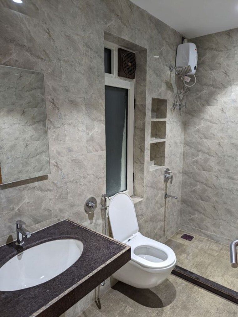 Bathroom, sunshine-infinity 3 Bedroom 2100 Sq.Ft. Apartment In Wadala Mumbai 10192634