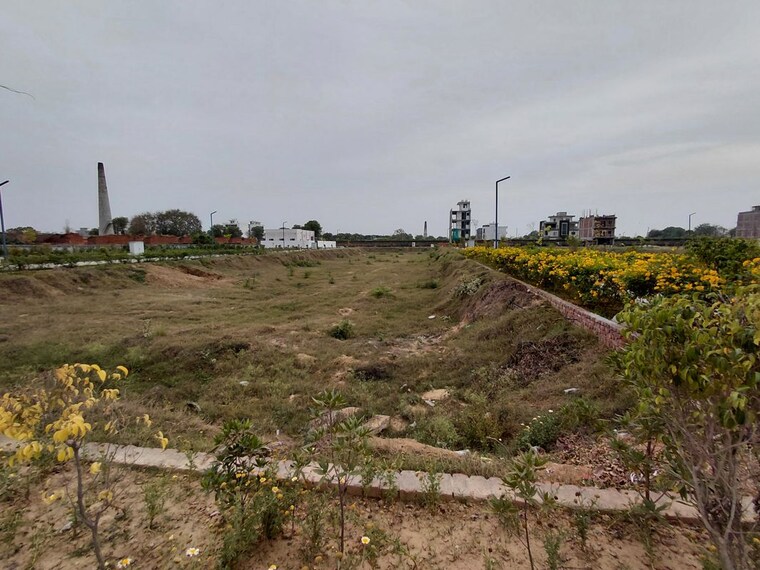 undefined, amolik-aster-woods  126 Sq.Yd. Plot In Sector 98 Faridabad 10192673