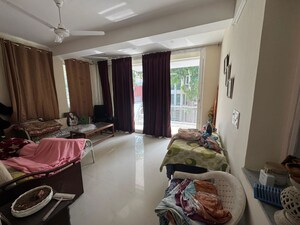 Living Room in 3 BHK Builder Floor at Fidato Honour Homes, Sector 89 – for Sale