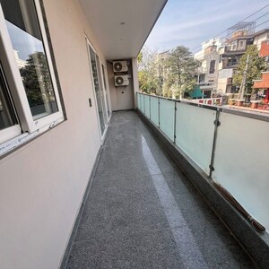 Balcony in 3 BHK Apartment at Sector 31 – for Rent