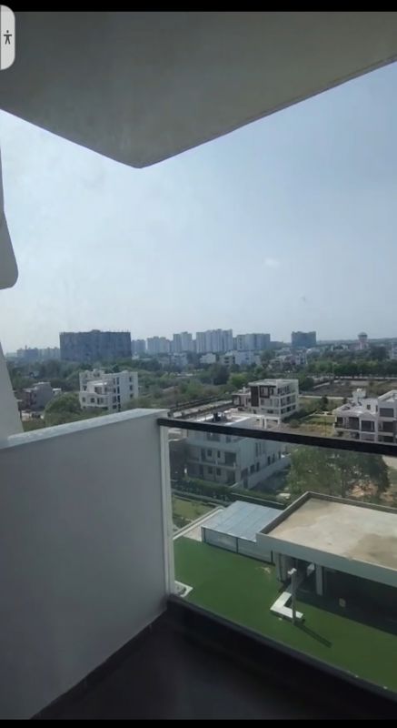 4 BHK + Servant Room 2100 Sq.Ft. Apartment in One OAK Natura