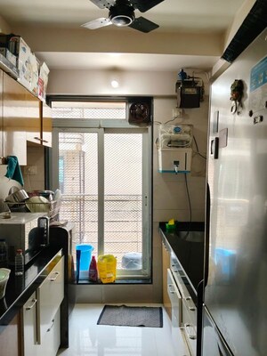 Master Bedroom in 1 BHK Apartment at Panom Park, Vile Parle East – for Rent