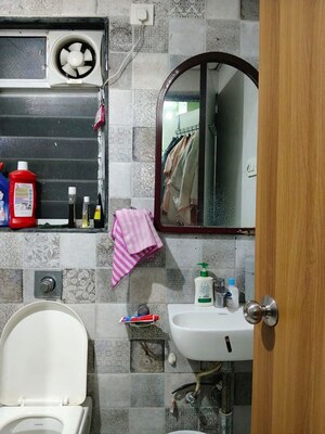 Bathroom in 1 BHK Apartment at Panom Park, Vile Parle East – for Rent