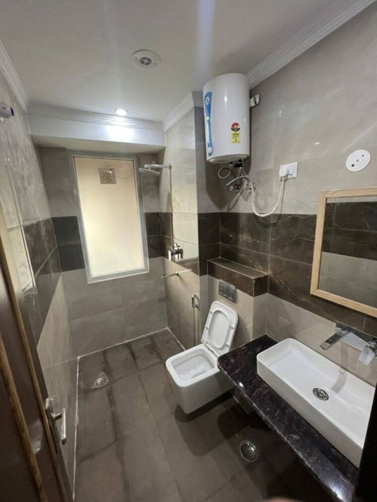 Master Bedroom, saket 3 Bedroom 1600 Sq.Ft. Apartment In Saket Delhi 10192912