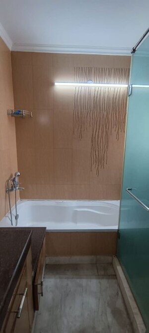 Bathroom in 4 BHK Builder Floor at Malibu Town – for Rent