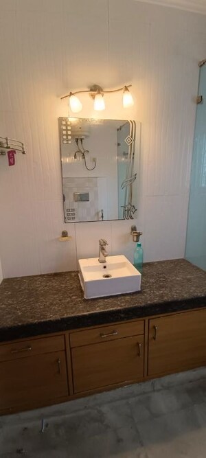 Bathroom in 4 BHK Builder Floor at Malibu Town – for Rent