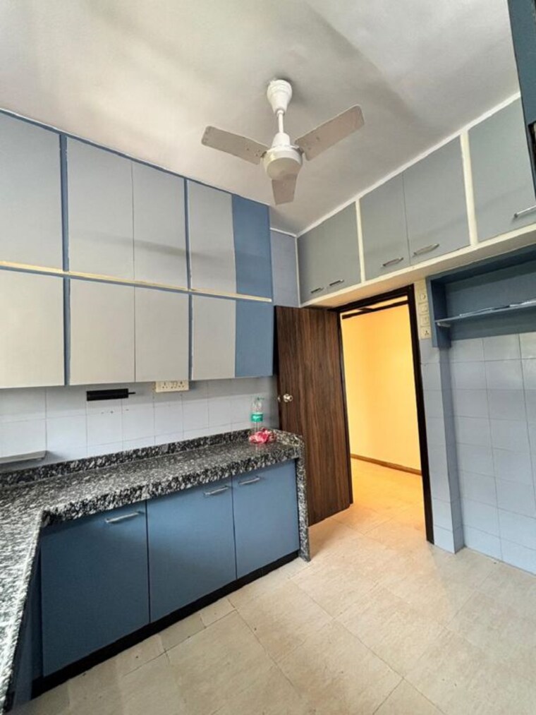 Kitchen, bandra west 2 Bedroom 700 Sq.Ft. Apartment In Bandra West Mumbai 10192929