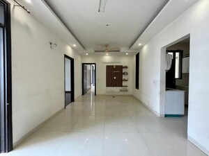 2 BHK Apartment For Rent in Golden Sand Apartments, Dhakoli