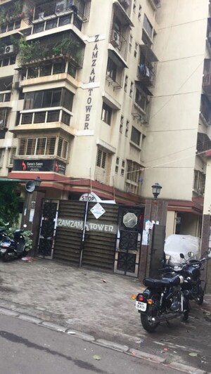 2 BHK Apartment For Rent in Razak Zamzam Tower, Mazgaon