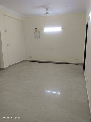Room in 2 BHK Apartment at Techman Moti Residency, Raj Nagar Extension – for Sale