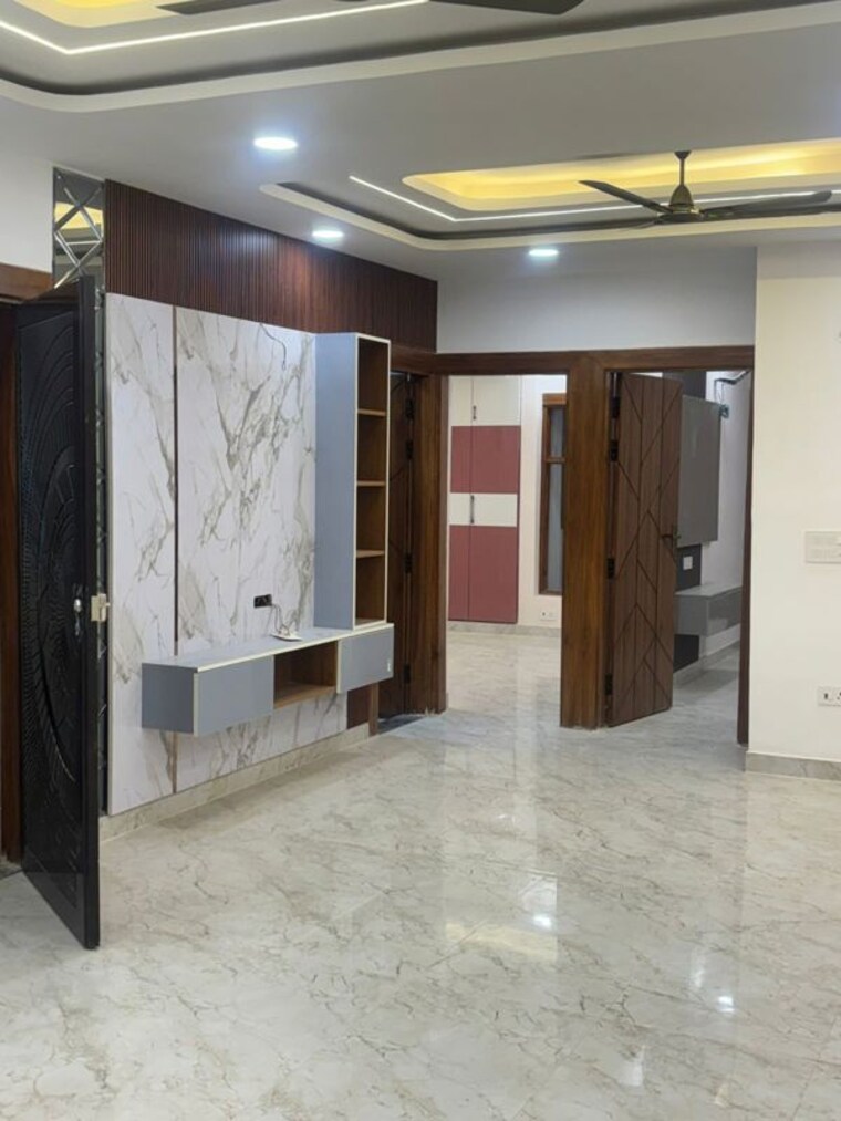 Room, sector 89 4 Bedroom 360 Sq.Yd. Builder Floor In Sector 89 Faridabad 10193179