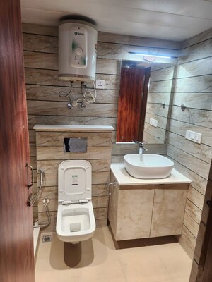 Bathroom in 3 BHK Apartment at Suncity Essel Tower, Sector 28 – for Rent