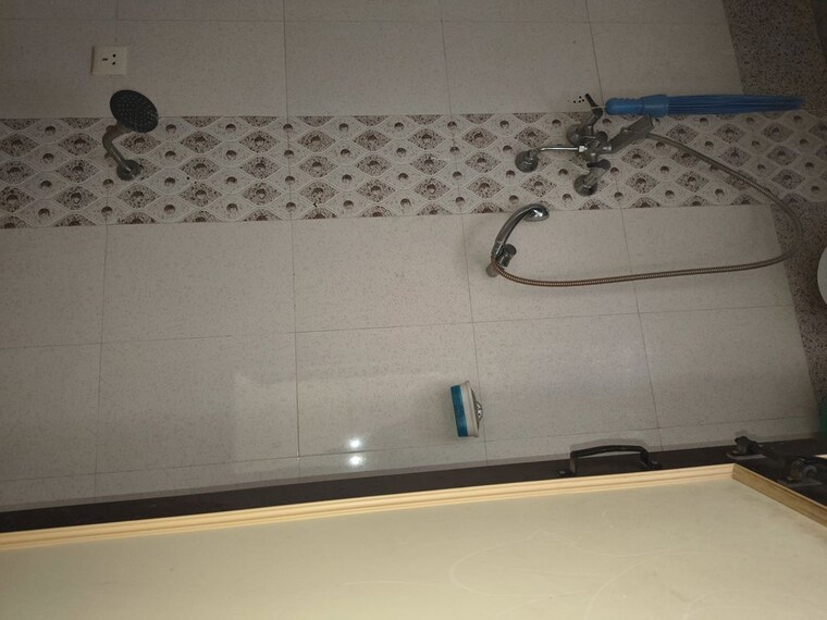 Bathroom, saikedareshwar-sai-nagari 1 Bedroom 700 Sq.Ft. Apartment In Katraj Pune 10193251