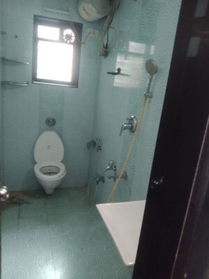 Bathroom in 3 BHK Apartment at Windsor Tower, Andheri West – for Sale