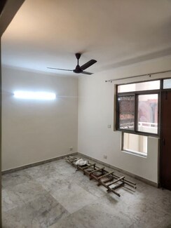 3 BHK + Study Room Apartment For Rent in Suncity Essel Tower