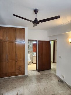 3 BHK + Study Room Apartment For Rent in Suncity Essel Tower