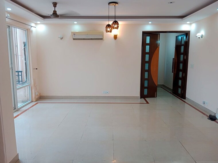 Room, sector 49 5 Bedroom 3757 Sq.Ft. Apartment In Sector 49 Gurgaon 10193298