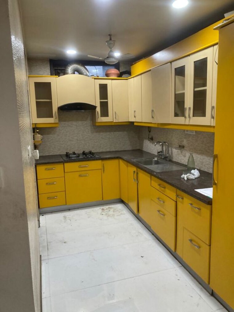 Kitchen, kalkaji 3 Bedroom 125 Sq.Ft. Builder Floor In Kalkaji Delhi 10193302